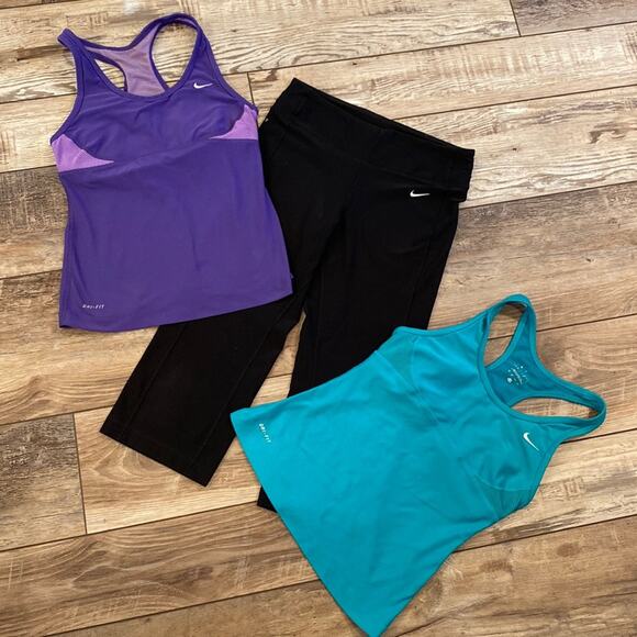 NIKE Black Cropped Leggings Workout Tank Bundle Size XS/S - Picture 1 of 16